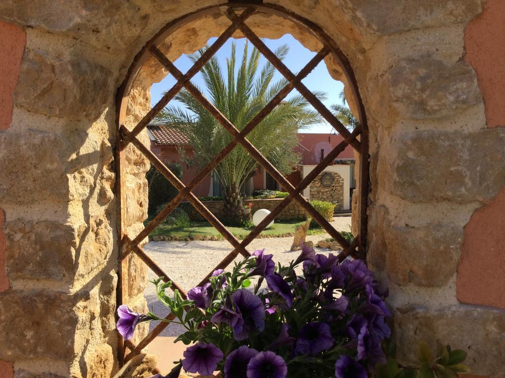 Il Colle Del Rustico Bed & Breakfast Agrigento Exterior photo